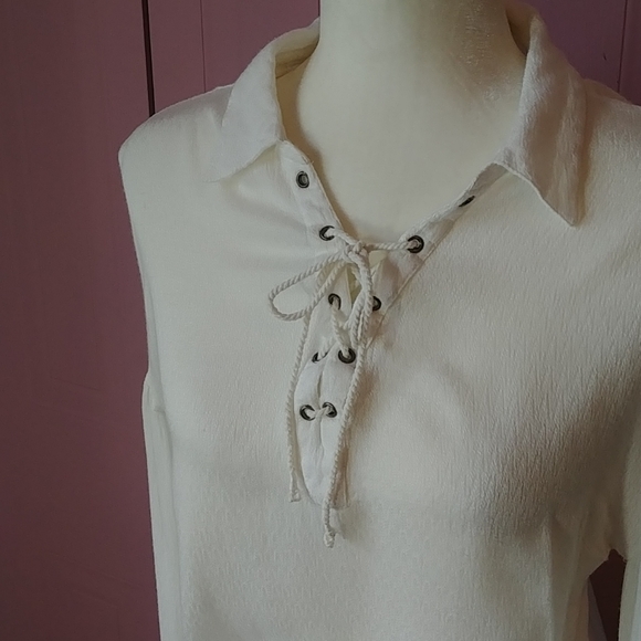 Cream blouse - Picture 2 of 6